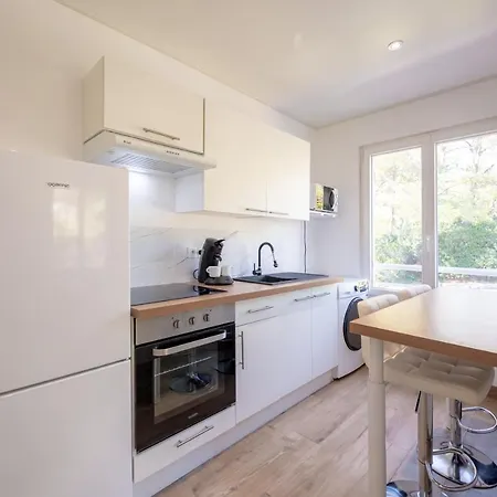 Apartment Bord De Mer, Entierement Equipe